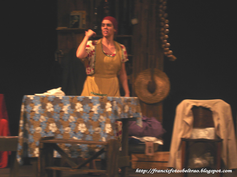 [Teatro+071.jpg]