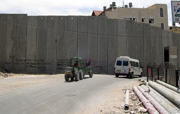 [Jerusalem_fence.jpg]