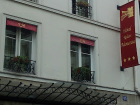 Monceau Hotel near Naples Residence