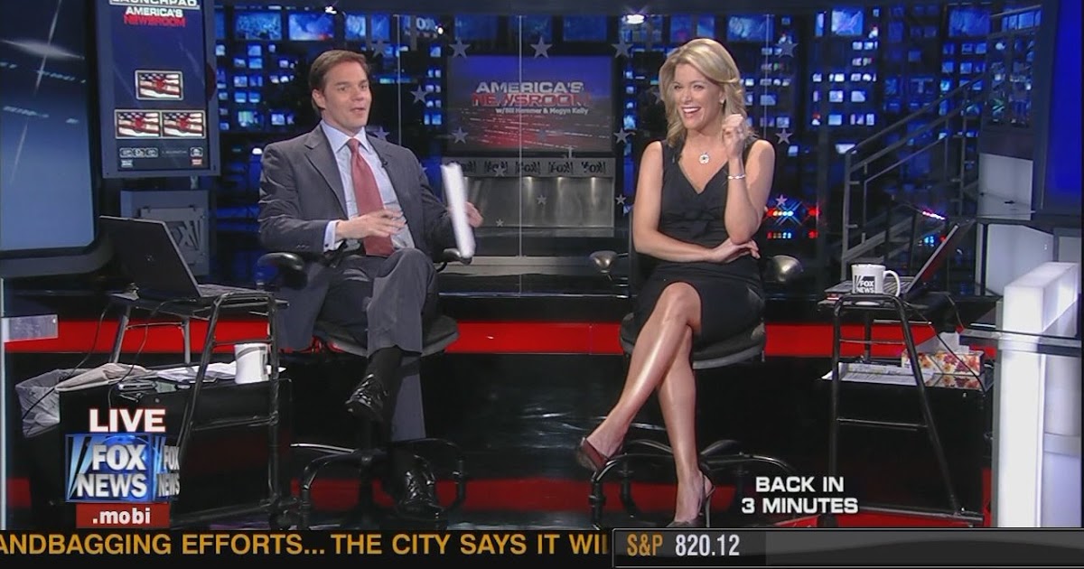 Sexy Megyn Kelly - Sexy Leg Cross