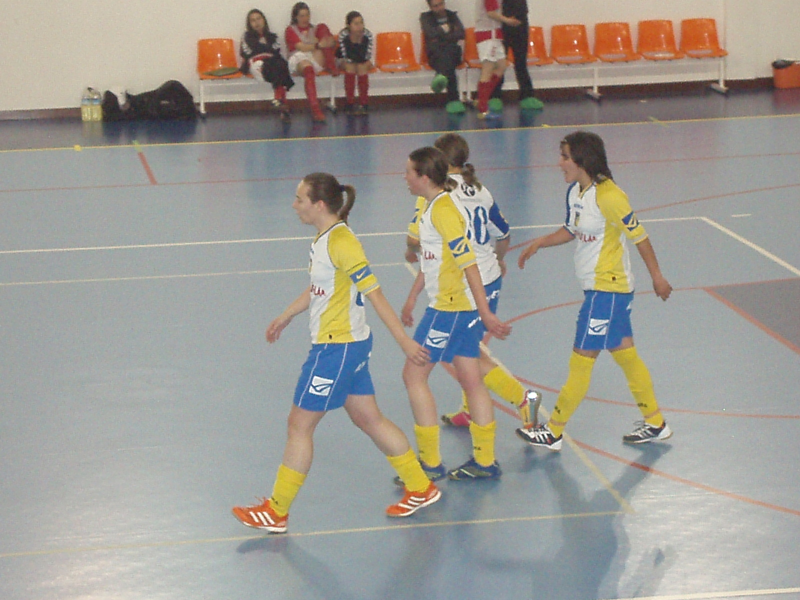 [P4090055.JPG]