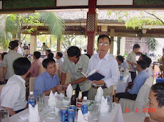 Một số hình ảnh buổi gặp mặt đầu Xuân Kỷ Sửu 2009 (ảnh Nguyễn Huân)
