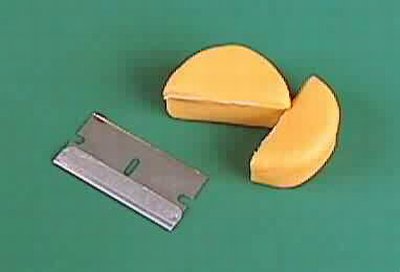 [smallest-fake-orange-07.jpg]