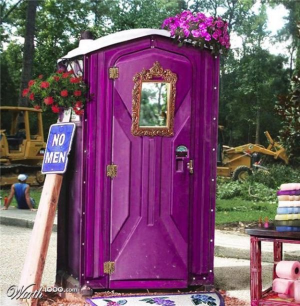 [womwn-rule-world-15.jpg]