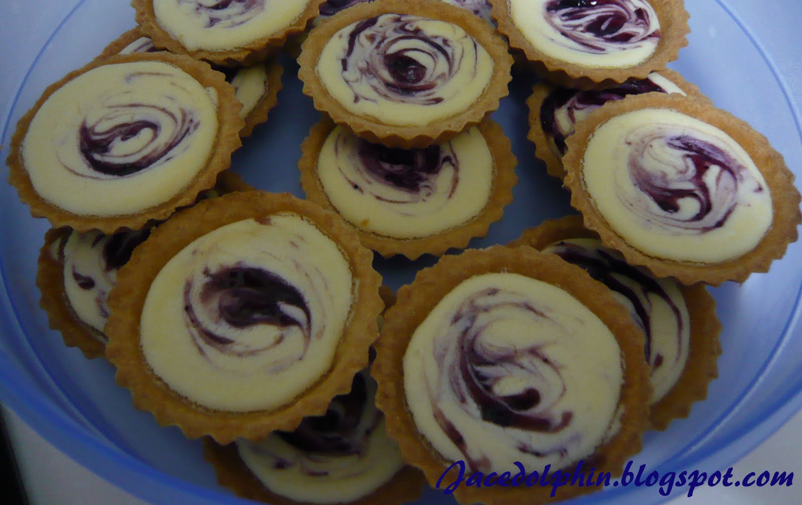 [blueberries+cheese+tart.jpg]