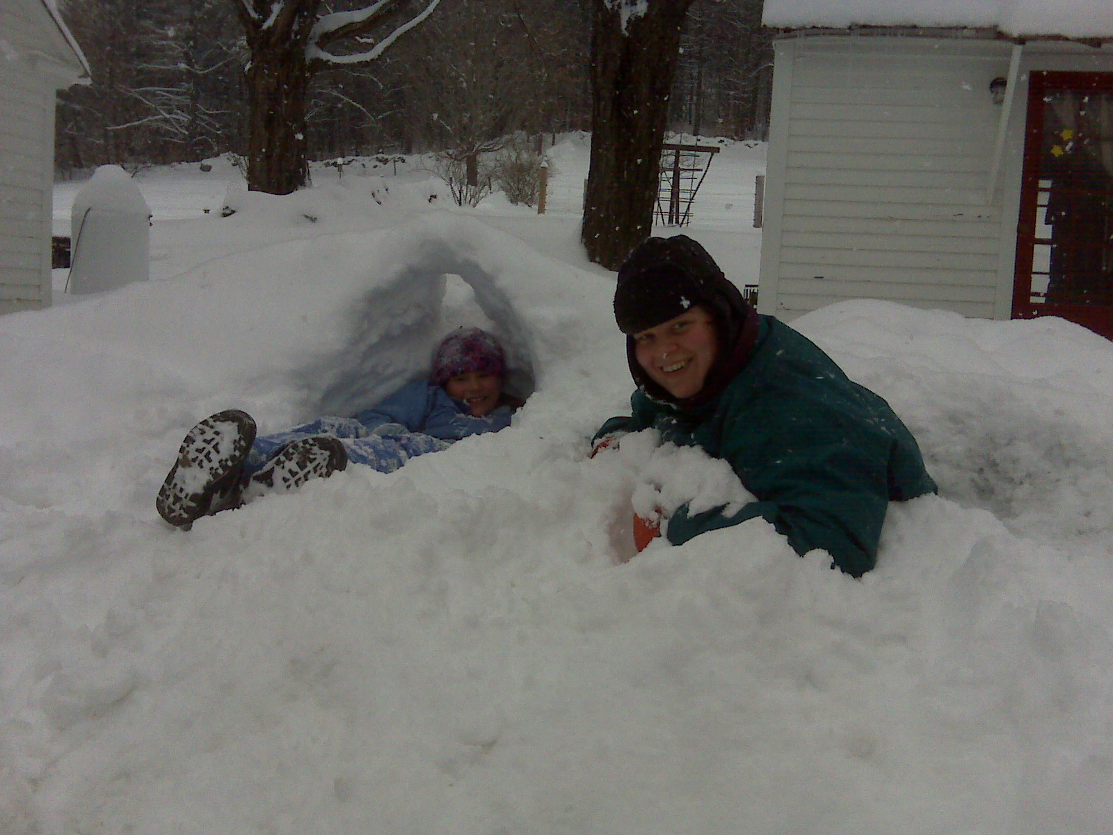 [Amy+and+Bethy.jpg]