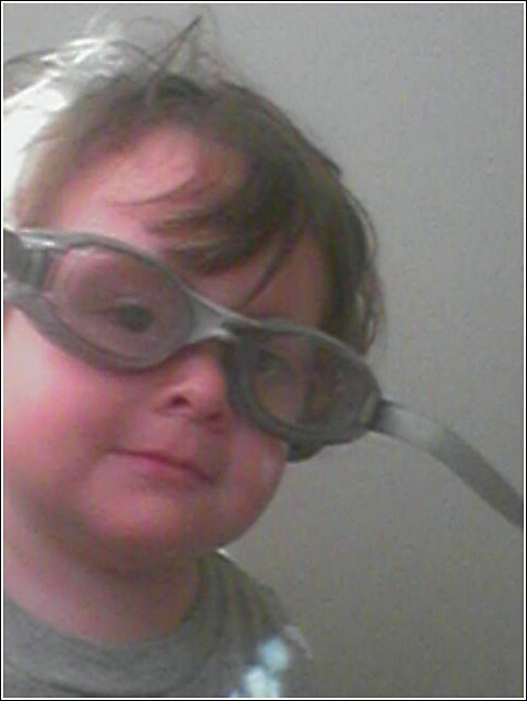 [Goggles+up.jpg]