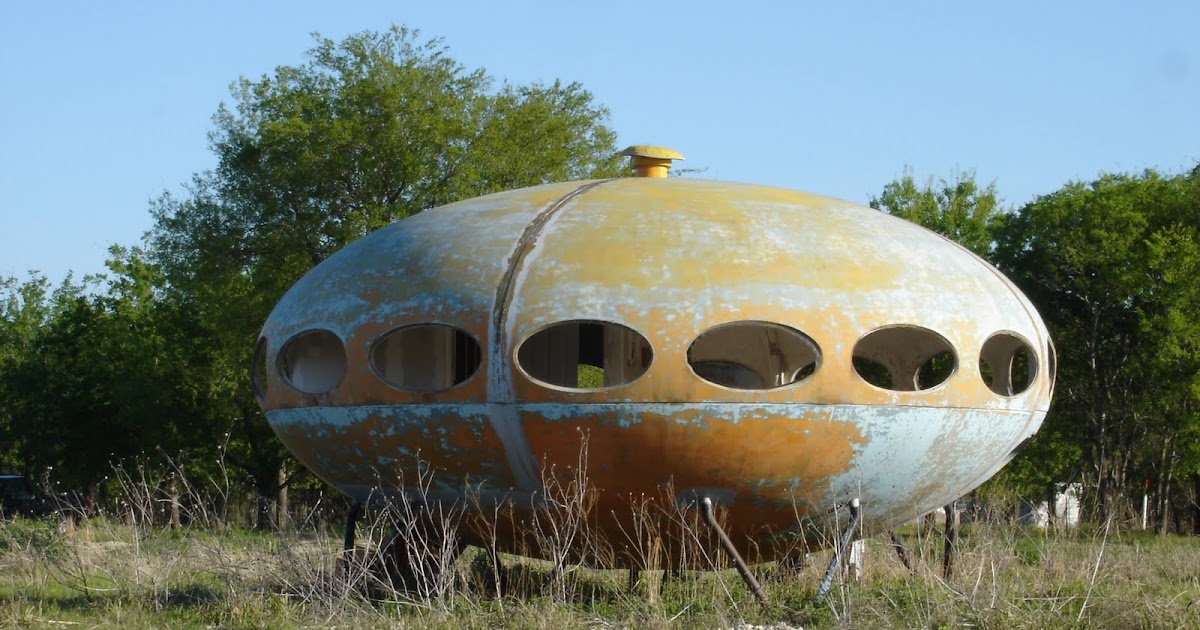 Maria Zannini The Flying Saucer House