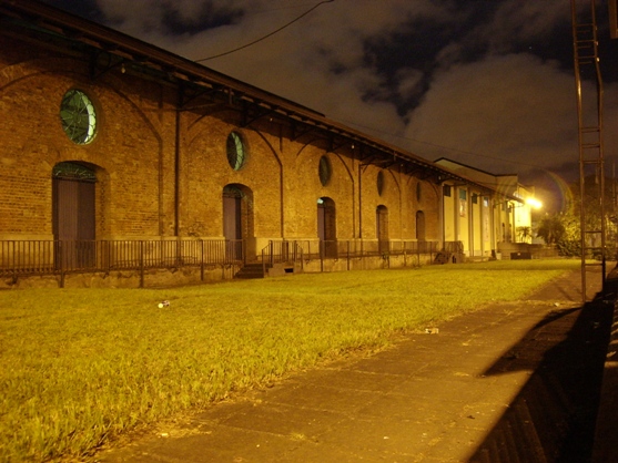 [STA41724.JPG]