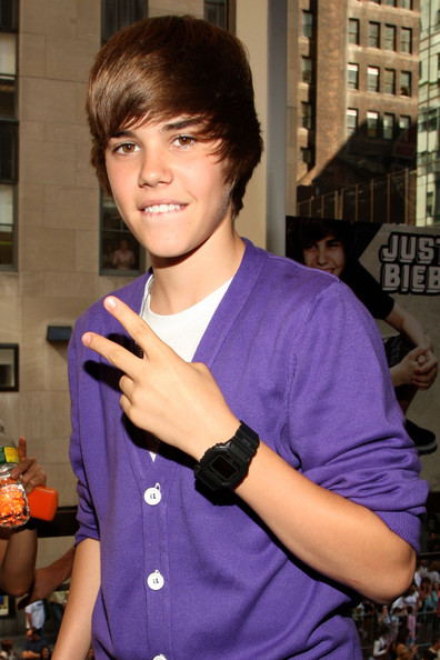 justin bieber u smile video pictures. Justin Bieber – U Smile Lyrics