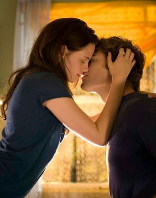 Beijo lindo de Bella e Edward