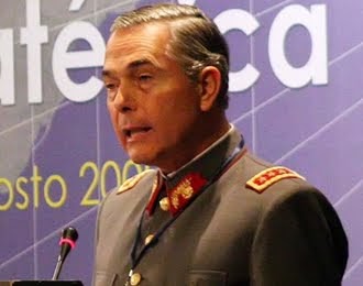 Subsecretario de Defensa, Óscar Izurieta