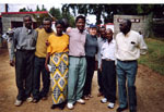 Visite de Membre du Canada et des moniteurs pour la non-violence au Kenya en 2005