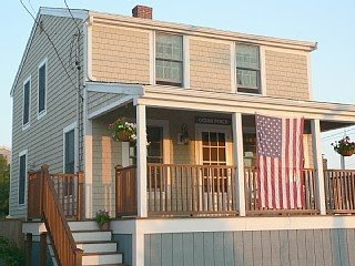 Ocean Perch is a perfect place to stay in Scituate, Massachusetts. 