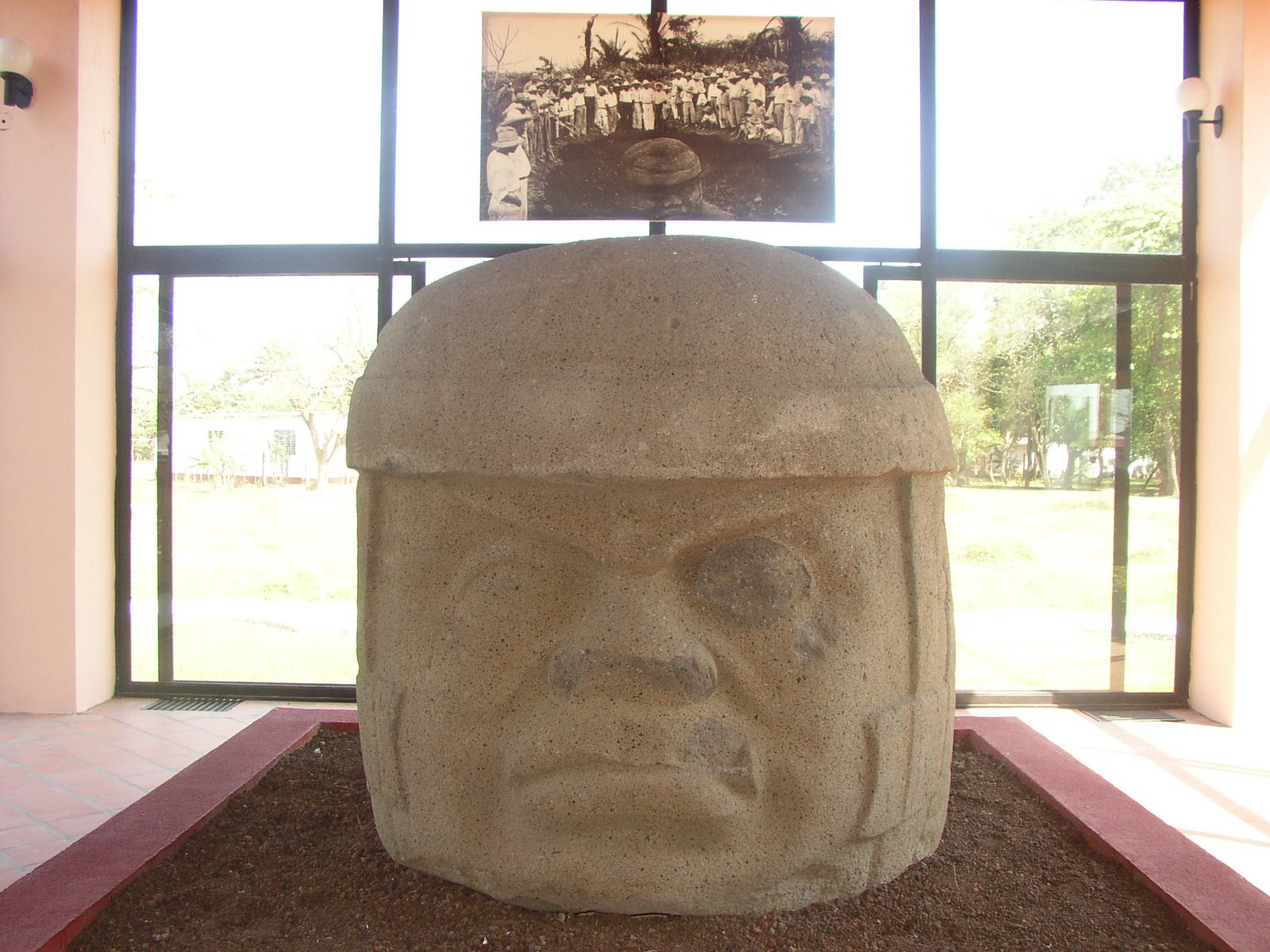 [Tres+Zapotes+08.JPG]