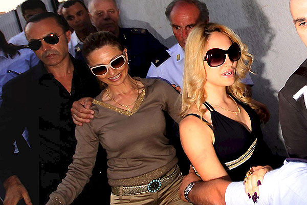 [LAZORRA+Y+SU++ORGULLOSA+MAMA.jpg]