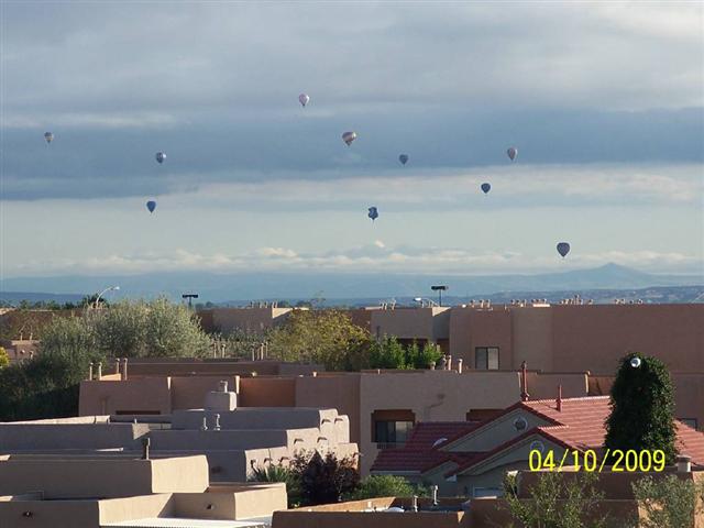 [baloon2+(Small).jpg]