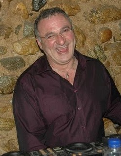[ΒΑΣΙΛΗΣ+ΜΠΟΥΖΟΥΡΗΣ.jpg]