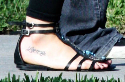 Hilary Duff "Let It Be" foot tattoo.