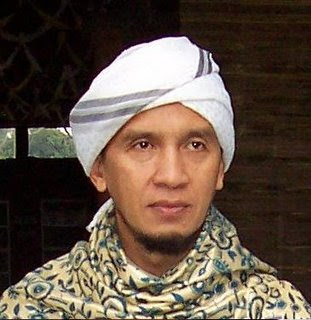 Bersama Syeikh Nuruddin Al-Banjari Al-Makki Marbu Ulama Tersohor Nusantara 68+-+Tuan+Guru+Syaikh+Muhammad+Nuruddin+al-Banjari
