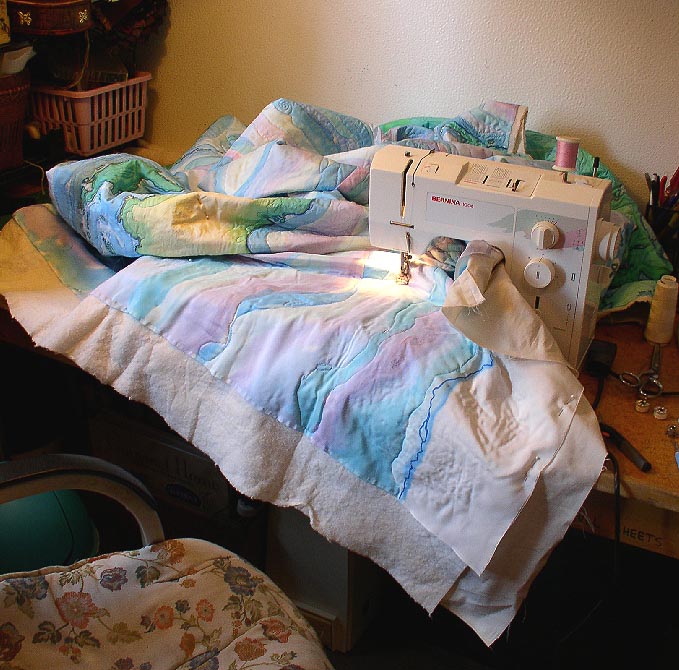 [sewing+area+2.JPG]