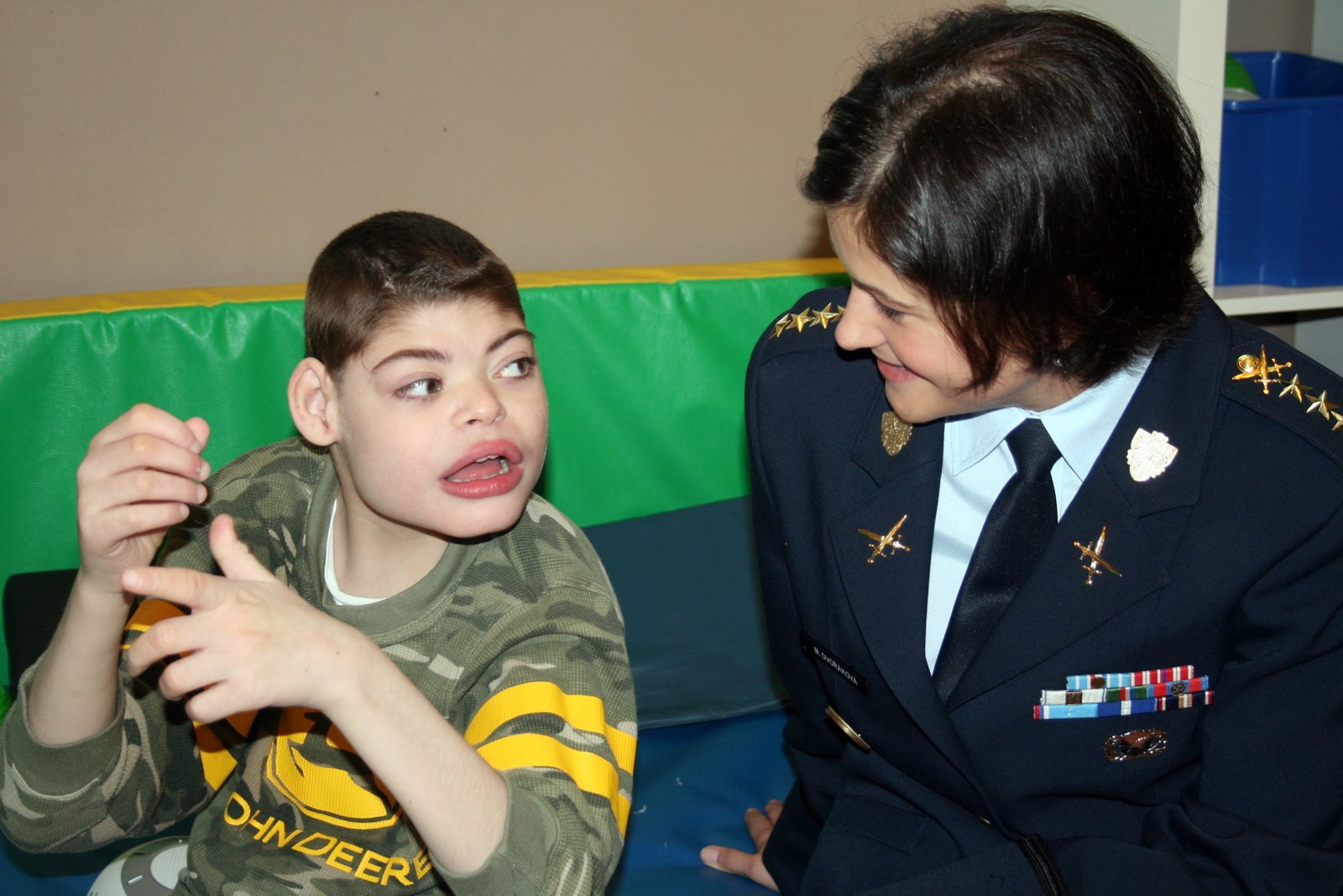 [Queen+Azalea034.jpg]