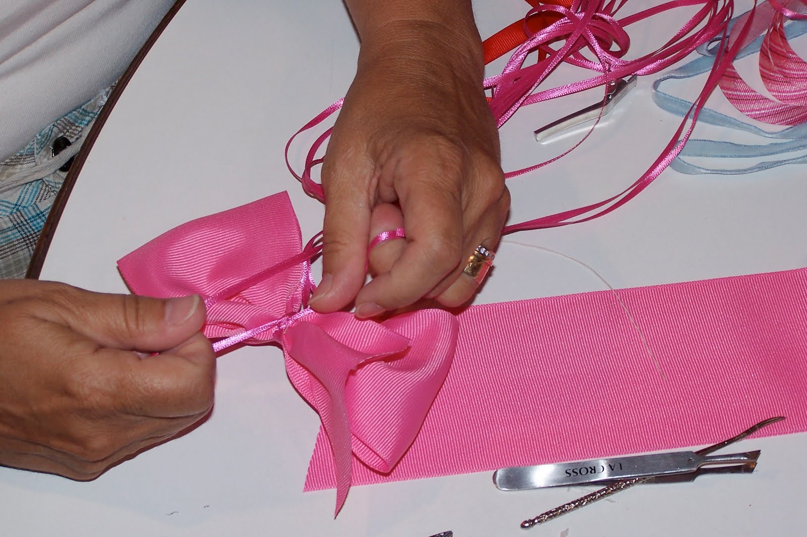 Griggs Dakota How to Decorate Hair Clips