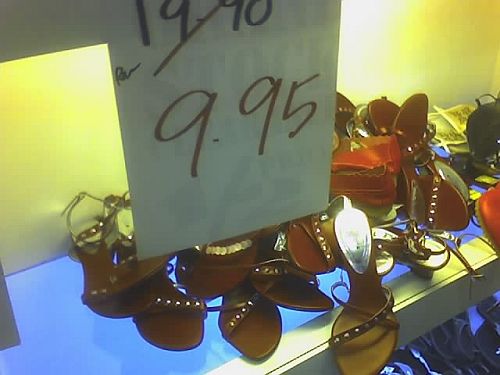 [half+price+shoes.jpg]