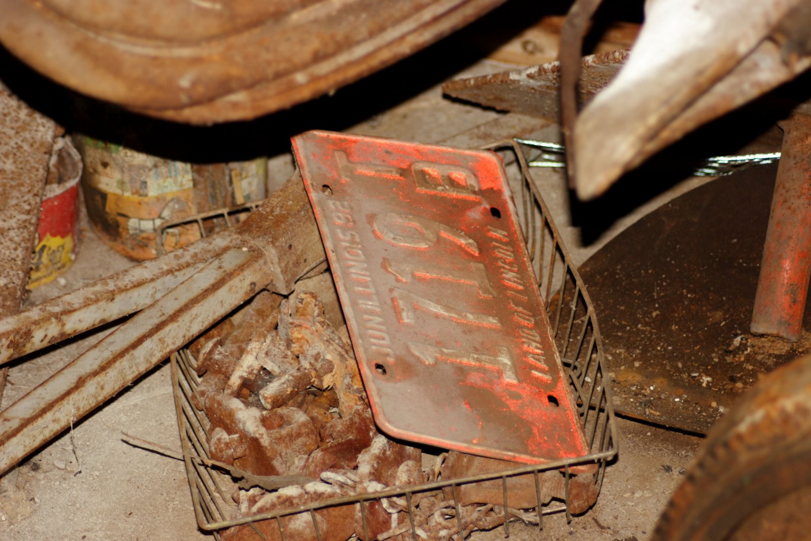 [GrandadsShed15.JPG]