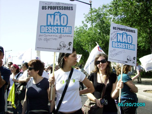 [Manif+30.05.09+(9).JPG]