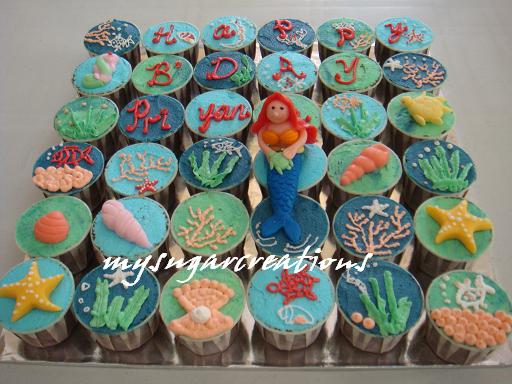 [Ariel+Cupcakes.JPG]