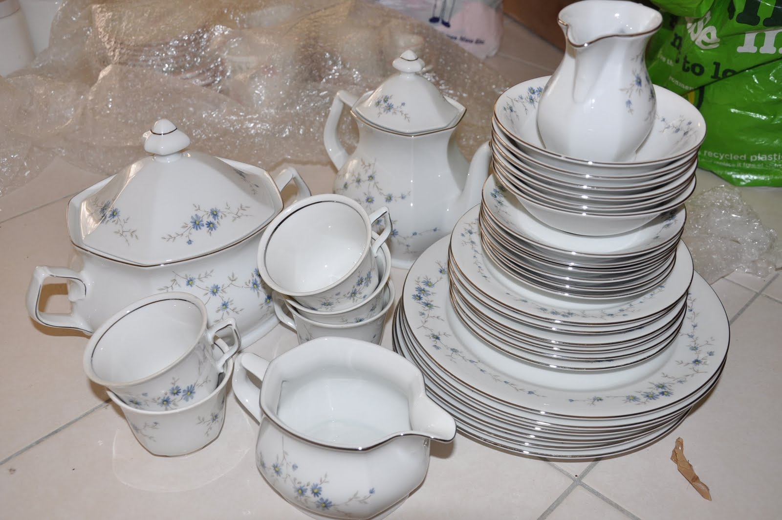 White with Tiny blue Flowers Dinner set + Tea set