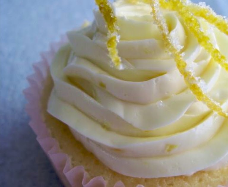 Nads' Bakery Muffins VS. Cupcakes