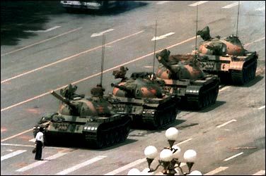 [tiananmen_square.jpg]