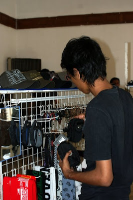 Tehnik Menulis Mencari Berita Fanny Lesmana Tugas Tmmb Brigitta Maria Iswanto 51408072