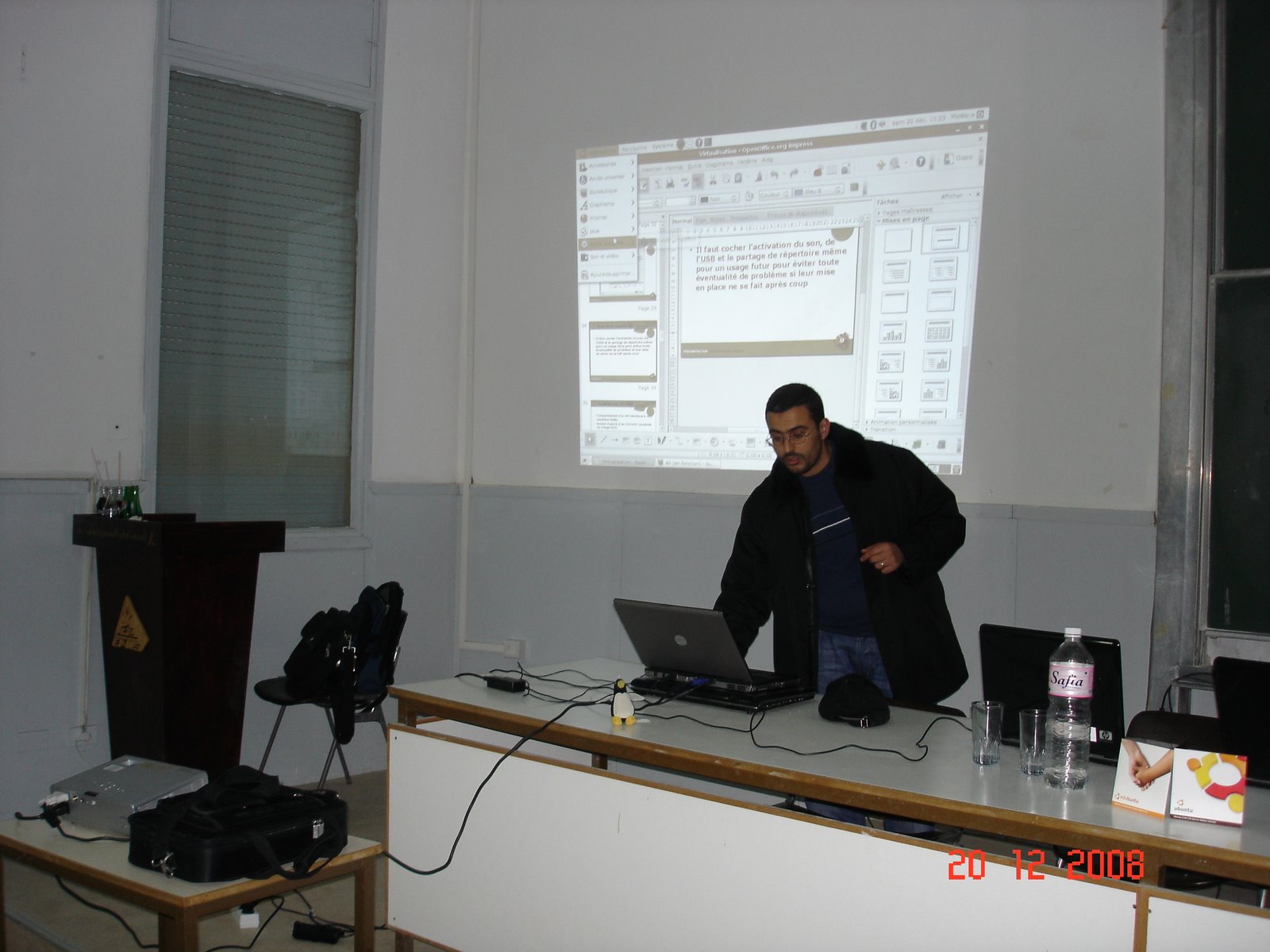 [u-tn-enis055.jpg]