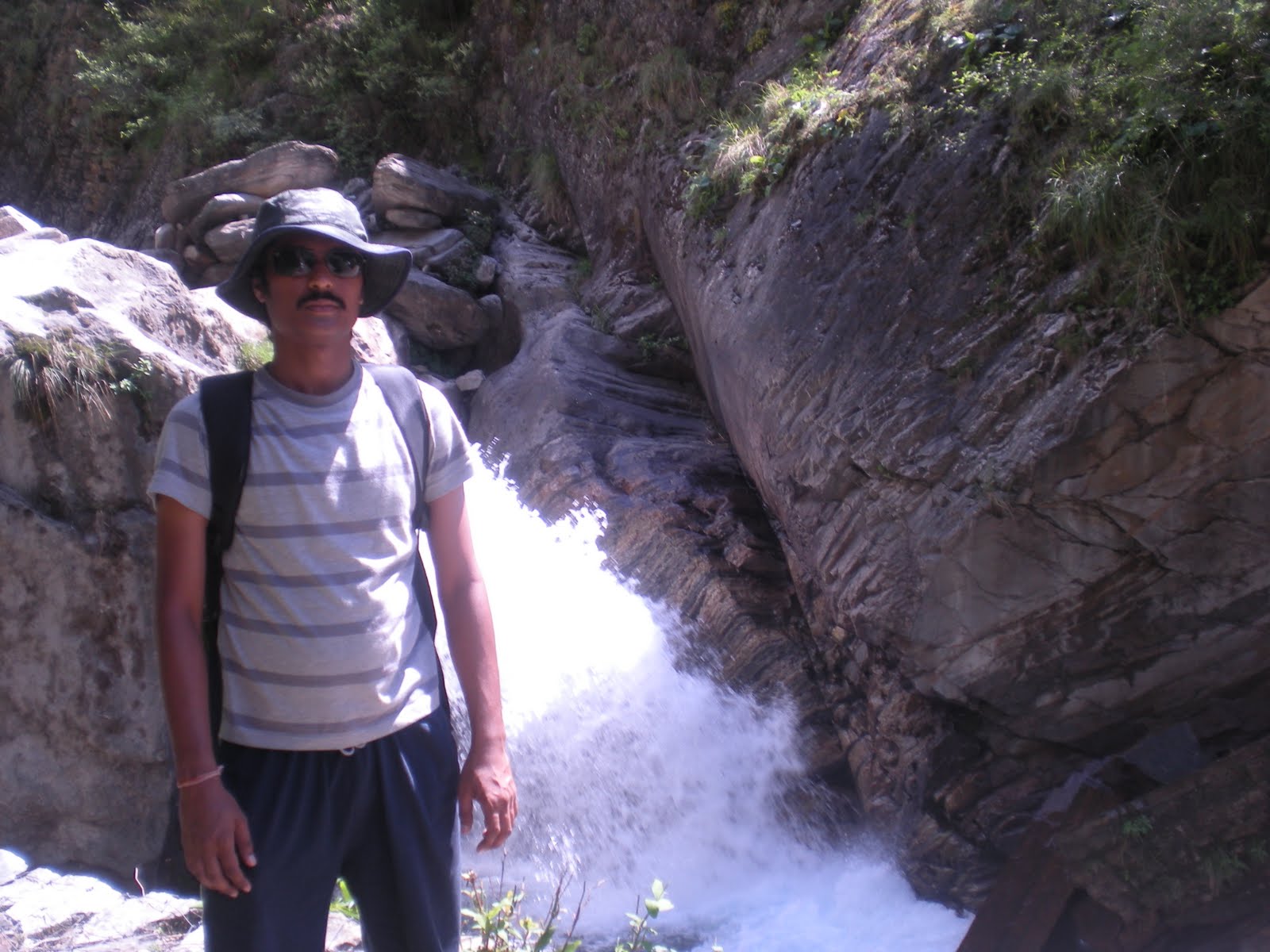 [DSCN0833.JPG]