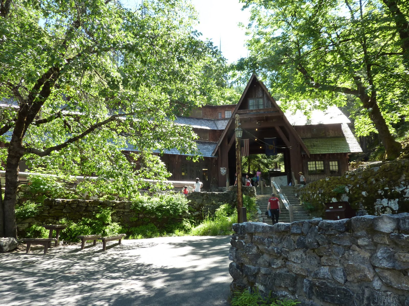 jendocino Cave Junction What's Your Function?