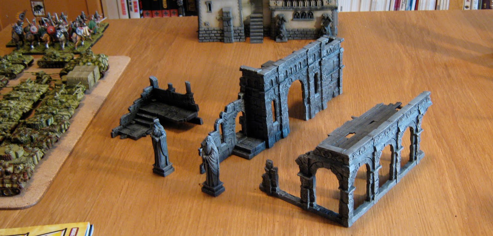 RARE Old Warhammer Terrain!  2007 Fortified Manor Gaming Table 