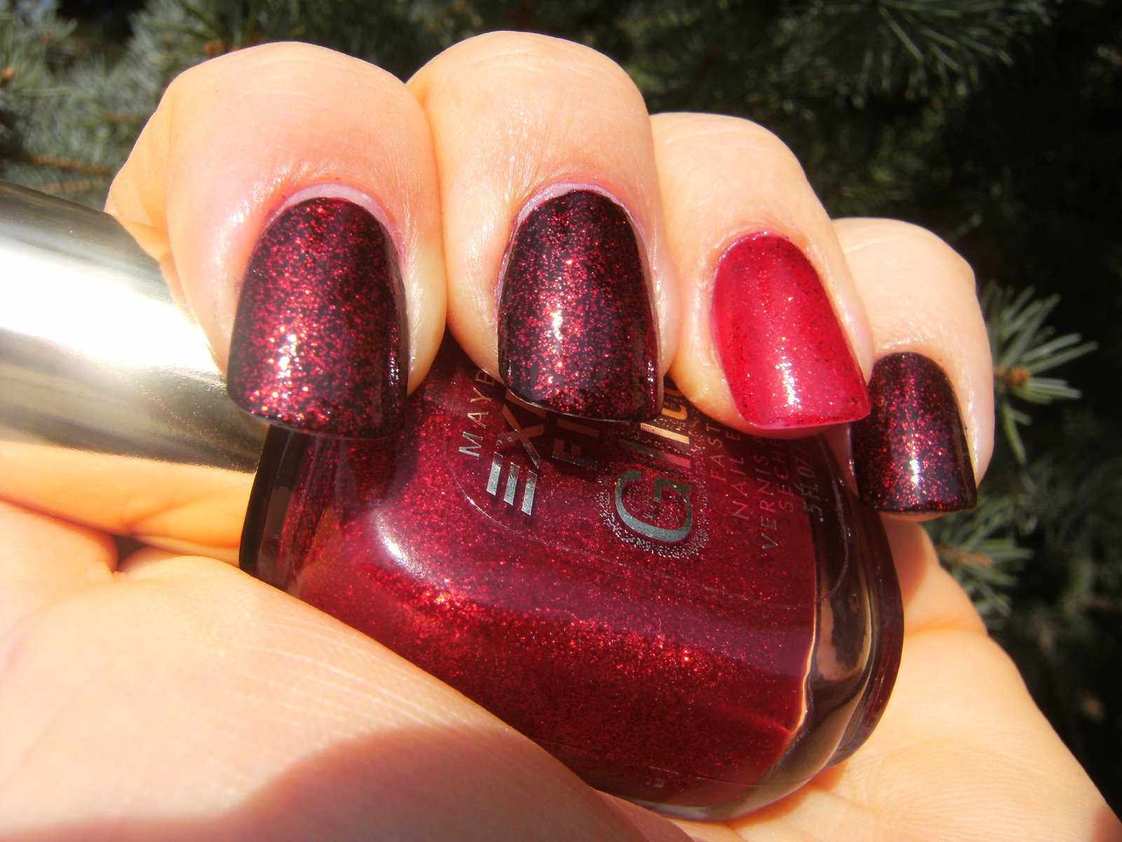 [-RED+COMET-+MAYBELLINE.JPG]
