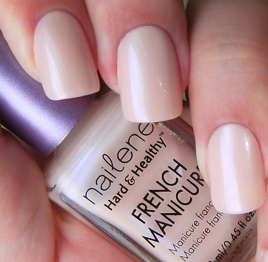 [NAILENE+FRENCH+MANI'+WITH+GLITTER+TIPS+---DEEZ-NAILZ---+(13).JPG]