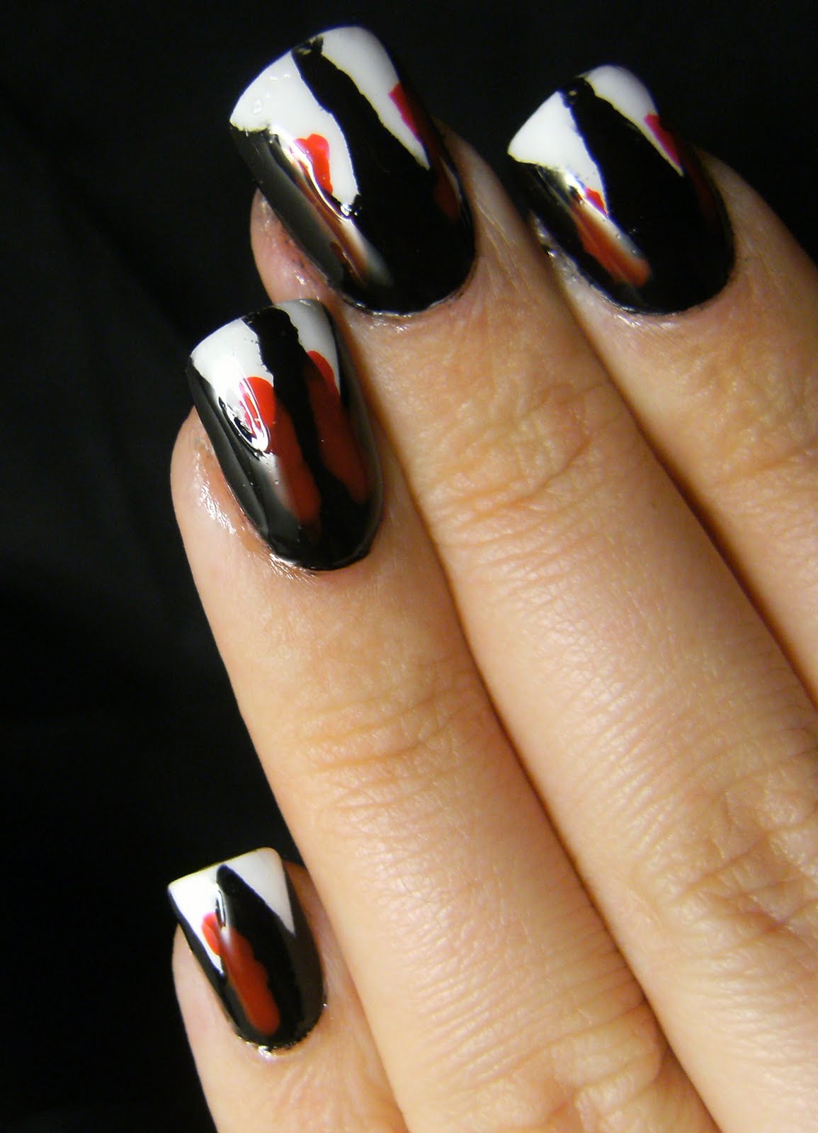 [VAMPIRE+FNAGS+-+---DEEZ-NAILZ---.JPG]