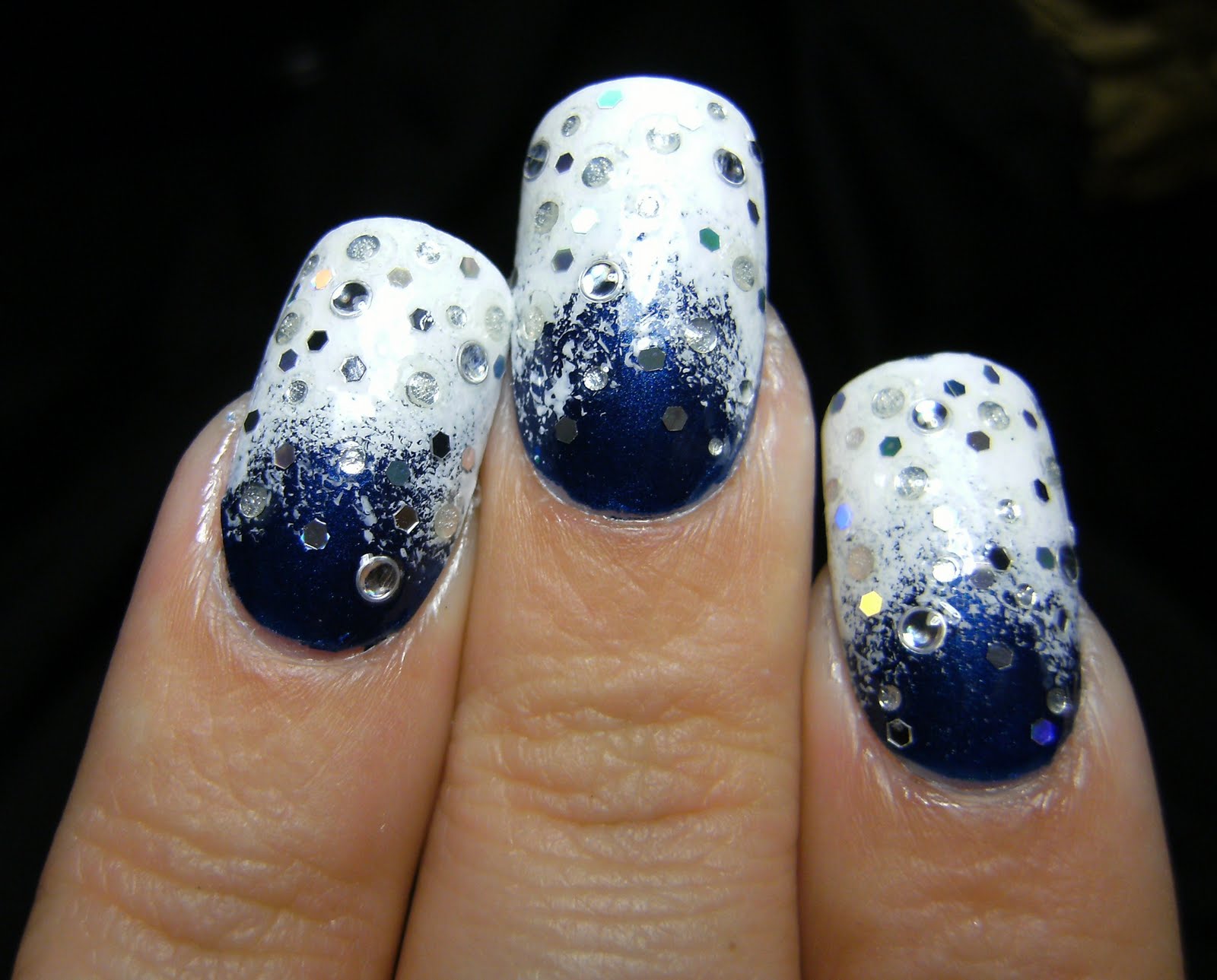 [WINTER+WONDERLAND+=+DEEZ-NAILZ=+(4).JPG]