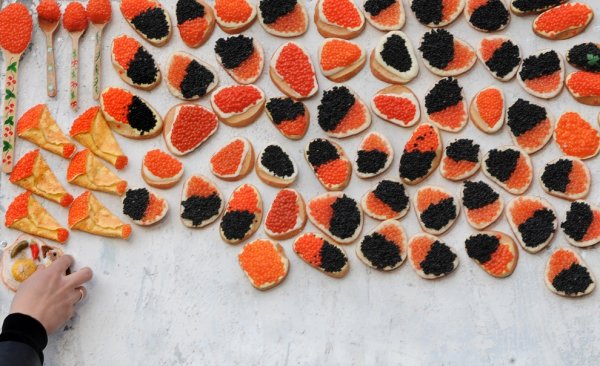 [black-caviar-24.jpg]