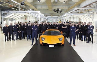 The 4000th Lamborghini Murciélago is destined for China