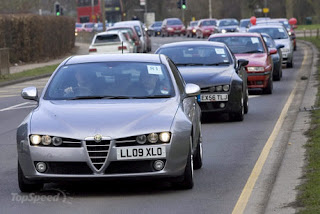 UK Alfa Romeo dealership breaks record for largest Alfa Romeo parade