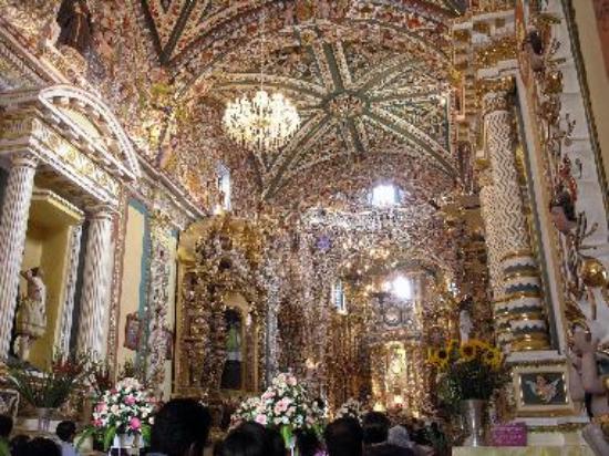 Tourism in real mexico - english version: santa maria tonantzintla