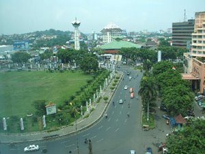 [2886861-Simpang_Lima-Semarang.jpg]