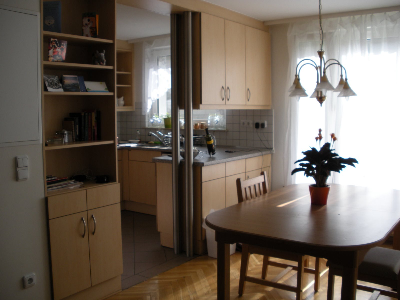 [Dining+Room+2+-+Before.JPG]