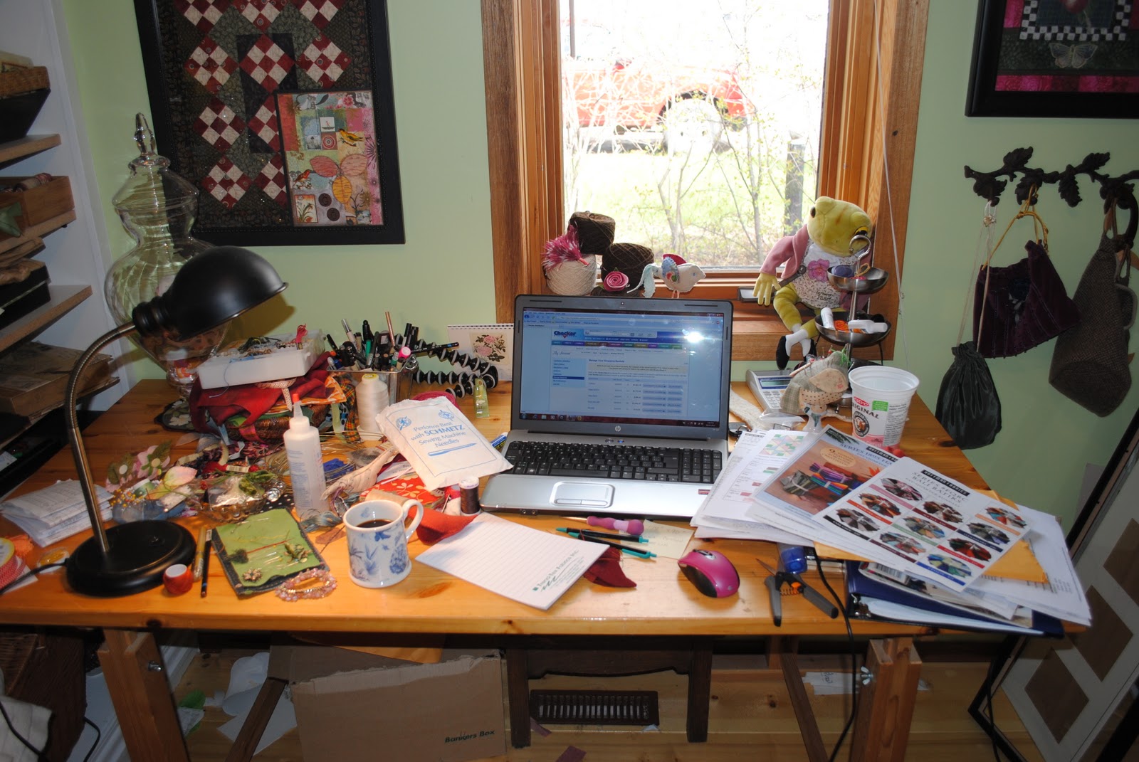 Periwinkle Quilting And Beyond Messy Desk